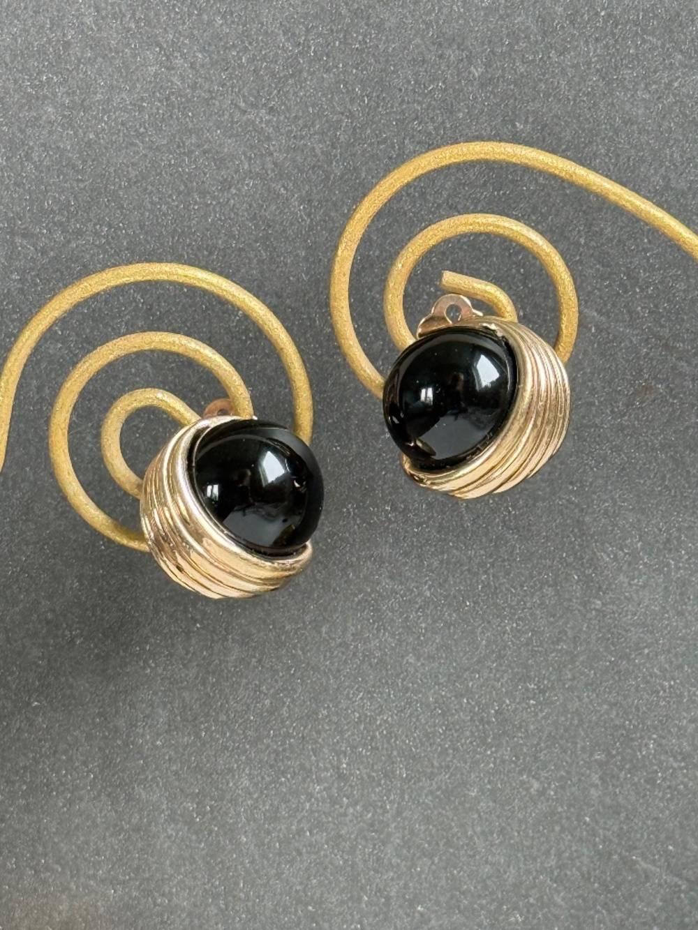 VINTAGE PANETTA Black Glass Cabochon Clip Earrings Retro